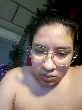 Snapshot of DanelyLopez chatting on January 2025 12:57:02 AM DanelyLopez online show from January 2025 12:57:02 AM