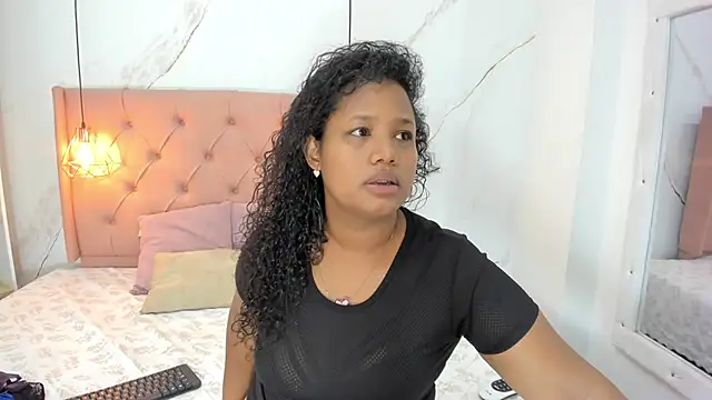 Belle Brunette online show from January 2025 09:14:02 PM