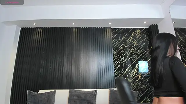 charlottewhitte online show from January 2025 11:32:02 AM