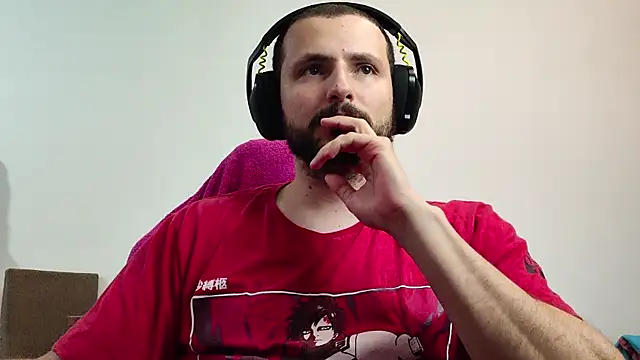 Snapshot of iurytx chatting on October 2025 12:43:02 AM iurytx online show from October 2025 12:43:02 AM