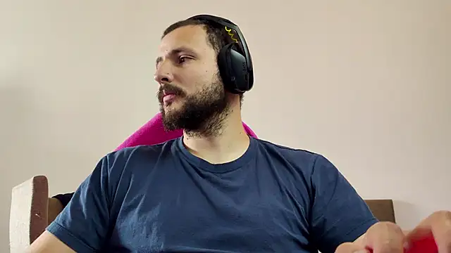 Snapshot of iurytx chatting on October 2025 12:09:02 PM iurytx online show from October 2025 12:09:02 PM