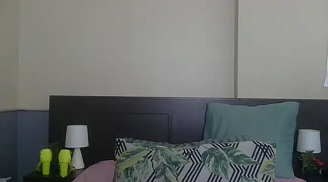 QUEENxJESSI online show from January 2025 05:08:01 PM