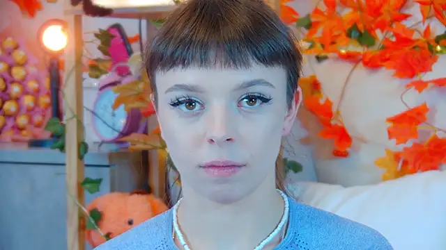 ElisabethDavis online show from October 2025 08:20:01 PM