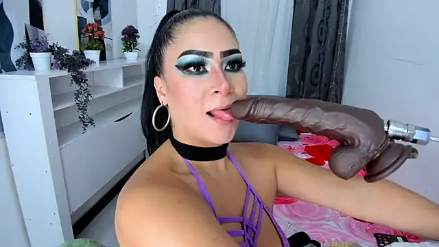 Angie Will online show from December 2024 09:28:01 PM