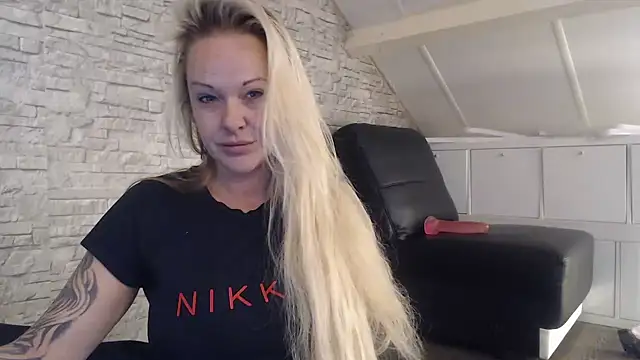 Snapshot of dutch_prinses chatting on October 2025 12:50:01 PM dutch prinses online show from October 2025 12:50:01 PM