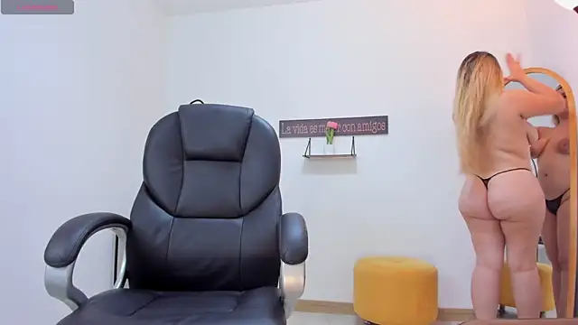 camiilaa1 online show from December 2024 03:15:01 AM