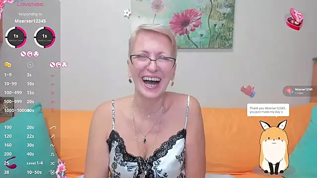 iamyourdream89 online show from December 2024 05:20:01 AM