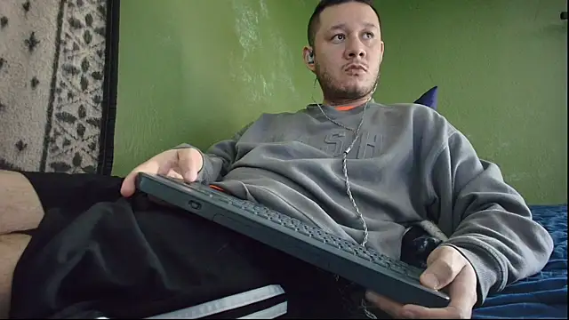 sweet cock28 online show from December 2024 04:06:01 PM