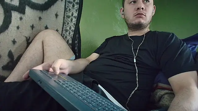 sweet cock28 online show from October 2025 03:30:02 PM