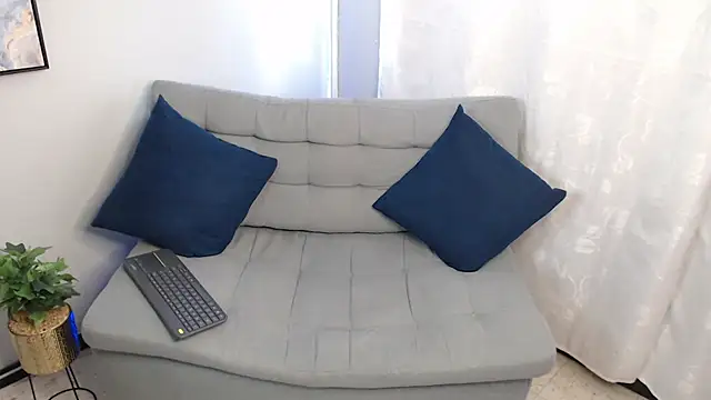 Amber Etan online show from December 2024 02:48:02 PM
