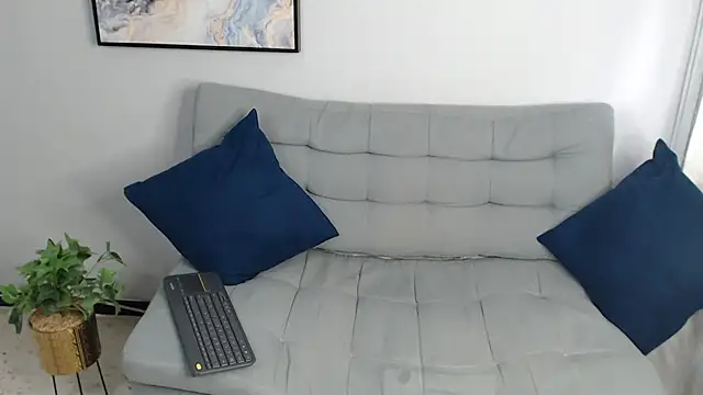 Amber Etan online show from October 2025 02:58:02 PM