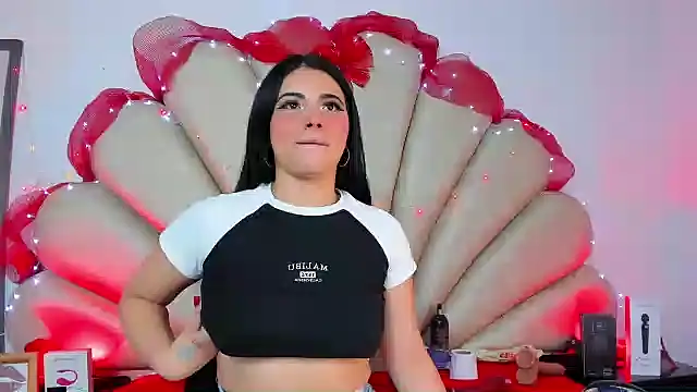 Natasha  Blue online show from December 2024 11:07:02 PM