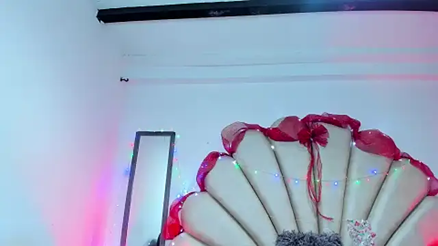 Natasha  Blue online show from December 2024 01:58:02 AM