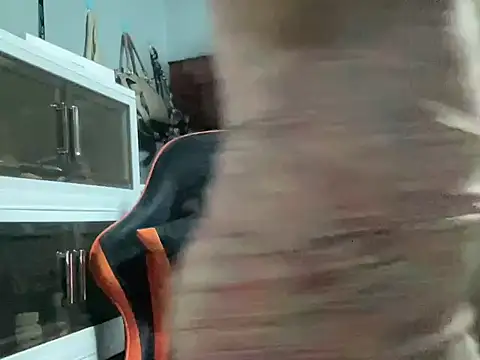 UrLove Marga online show from October 2025 10:04:02 PM