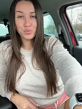 Snapshot of Cherry_Beauty chatting on October 2025 08:53:01 AM Cherry Beauty online show from October 2025 08:53:01 AM