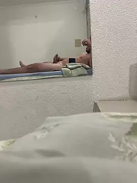 Snapshot of guaposexyh0t chatting on January 2025 08:11:02 AM guaposexyh0t online show from January 2025 08:11:02 AM