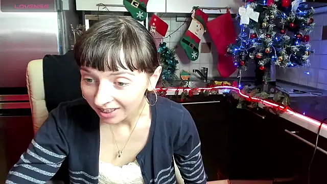 TayanaJons online show from December 2024 10:28:02 AM