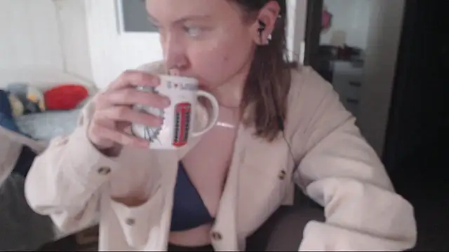 amanda kiss kiss online show from January 2025 11:37:02 AM