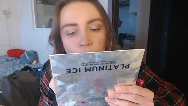 amanda kiss kiss online show from January 2025 01:24:02 PM