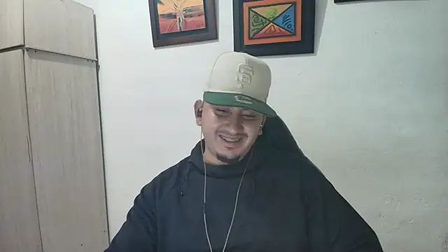 Snapshot of myke_andrade chatting on October 2025 05:41:01 AM myke andrade online show from October 2025 05:41:01 AM