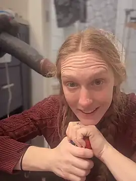 GoldenFlameGoddess online show from February 2025 10:09:02 PM