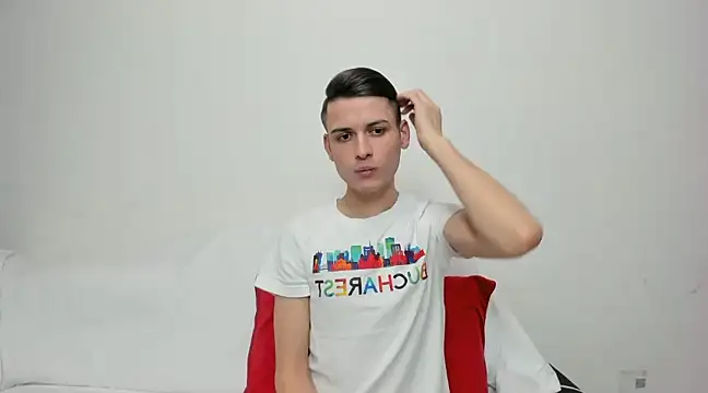 Snapshot of andboyfor6 chatting on December 2024 11:08:02 PM andboyfor6 online show from December 2024 11:08:02 PM