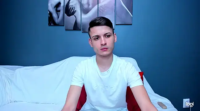 Snapshot of andboyfor6 chatting on December 2024 02:39:01 PM andboyfor6 online show from December 2024 02:39:01 PM