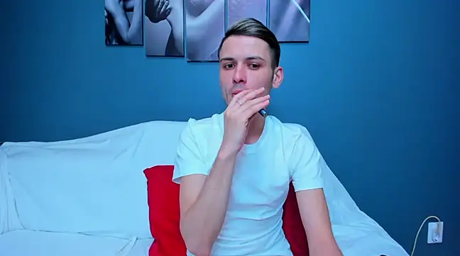 Snapshot of andboyfor6 chatting on February 2025 07:39:02 AM andboyfor6 online show from February 2025 07:39:02 AM