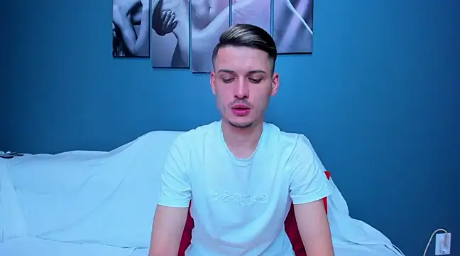 Snapshot of andboyfor6 chatting on February 2025 06:28:01 AM andboyfor6 online show from February 2025 06:28:01 AM