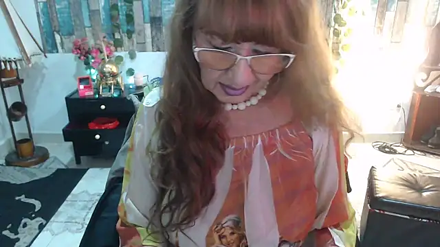 Snapshot of KarimaSarabe chatting on October 2025 09:10:02 PM KarimaSarabe online show from October 2025 09:10:02 PM