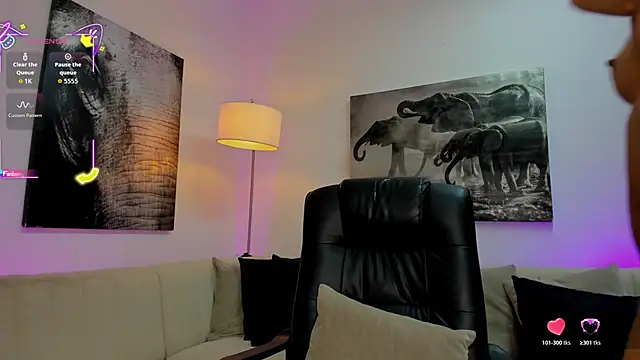 Snapshot of Ary_7 chatting on November 2025 11:32:02 AM Ary 7 online show from November 2025 11:32:02 AM