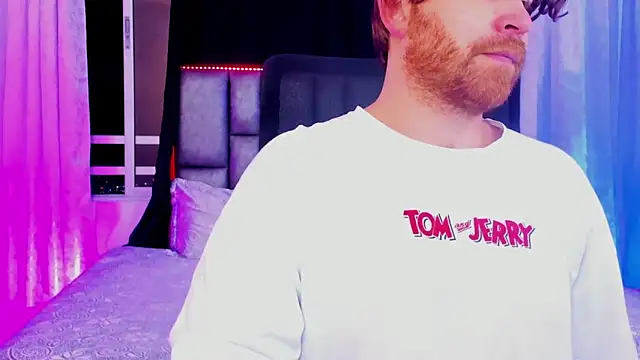 michacosio online show from February 2025 11:30:02 PM