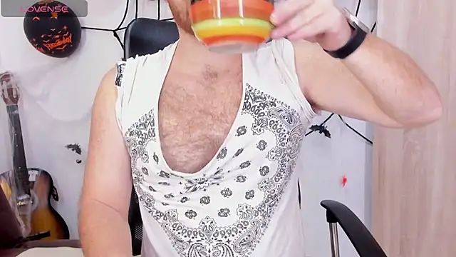 michacosio online show from November 2025 04:26:02 AM