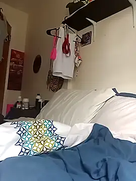 Snapshot of cammyquart chatting on October 2025 05:41:02 PM cammyquart online show from October 2025 05:41:02 PM