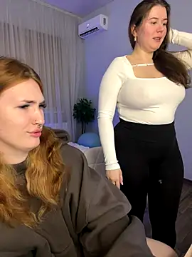 Snapshot of _Chlo__e chatting on September 2025 09:08:02 PM Chlo e online show from September 2025 09:08:02 PM