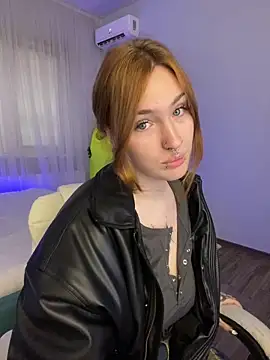 Snapshot of _Chlo__e chatting on October 2025 11:28:02 AM Chlo e online show from October 2025 11:28:02 AM