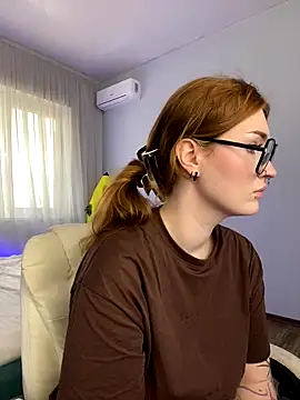 Snapshot of _Chlo__e chatting on October 2025 10:56:02 AM Chlo e online show from October 2025 10:56:02 AM