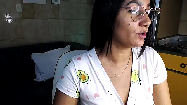 Snapshot of Leticia_goddes chatting on November 2025 05:30:02 AM Leticia goddes online show from November 2025 05:30:02 AM