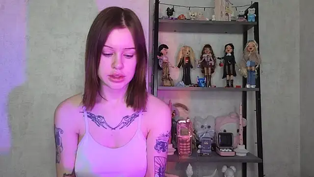 LisaDenvinn online show from March 2025 04:58:02 AM