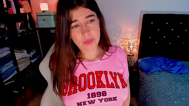 Snapshot of zoe_kittylove chatting on March 2025 08:30:01 AM zoe kittylove online show from March 2025 08:30:01 AM