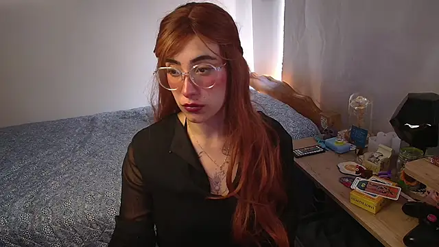 Liil cat online show from December 2024 06:39:01 PM