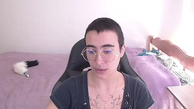 Liil cat online show from March 2025 01:51:01 PM