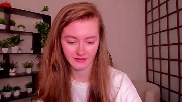 Snapshot of KateCuddle chatting on September 2025 02:26:01 AM KateCuddle online show from September 2025 02:26:01 AM