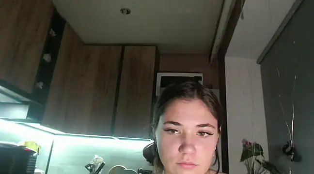 Snapshot of delightful_sofi chatting on December 2024 10:44:02 PM delightful sofi online show from December 2024 10:44:02 PM