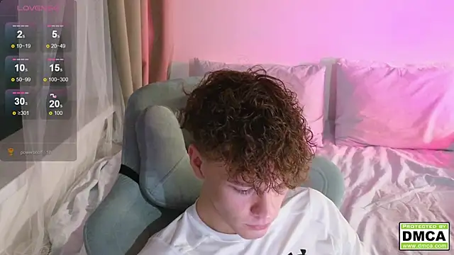 cute thomas online show from October 2025 09:35:02 PM