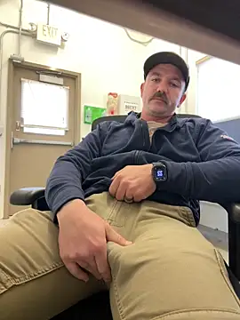 8inchHOLEpunch online show from October 2025 11:04:01 PM