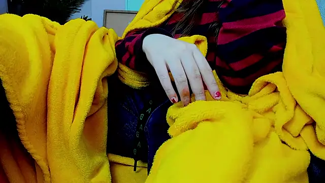 Persephoni online show from February 2025 02:26:02 PM