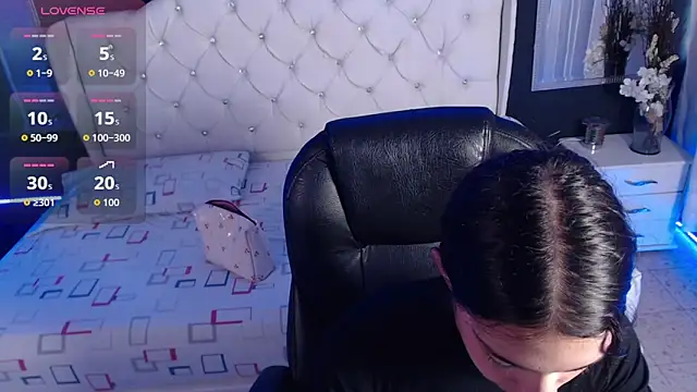 Snapshot of LiaVillalobos chatting on October 2025 01:06:02 PM LiaVillalobos online show from October 2025 01:06:02 PM