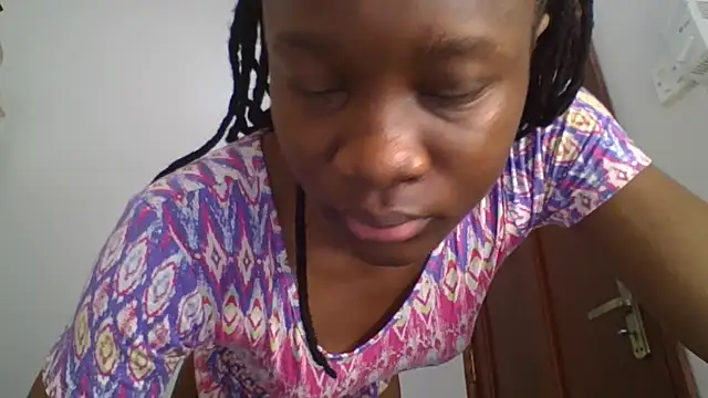 Snapshot of sweet_sassy_ chatting on October 2025 04:23:02 AM sweet sassy online show from October 2025 04:23:02 AM