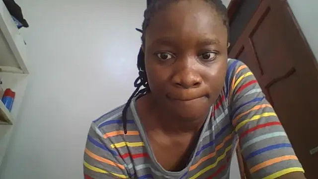 Snapshot of sweet_sassy_ chatting on October 2025 04:15:02 AM sweet sassy online show from October 2025 04:15:02 AM